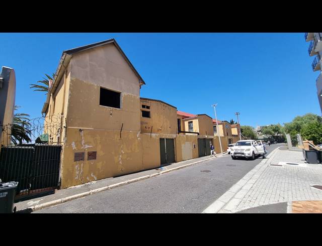 1,300M² APARTMENT BLOCK FOR SALE IN OBSERVATORY
